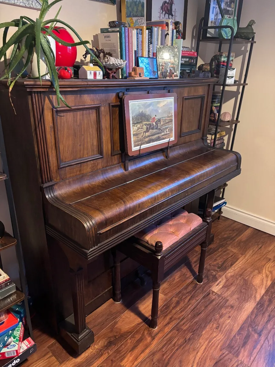 Piano (make offer) - Image 1