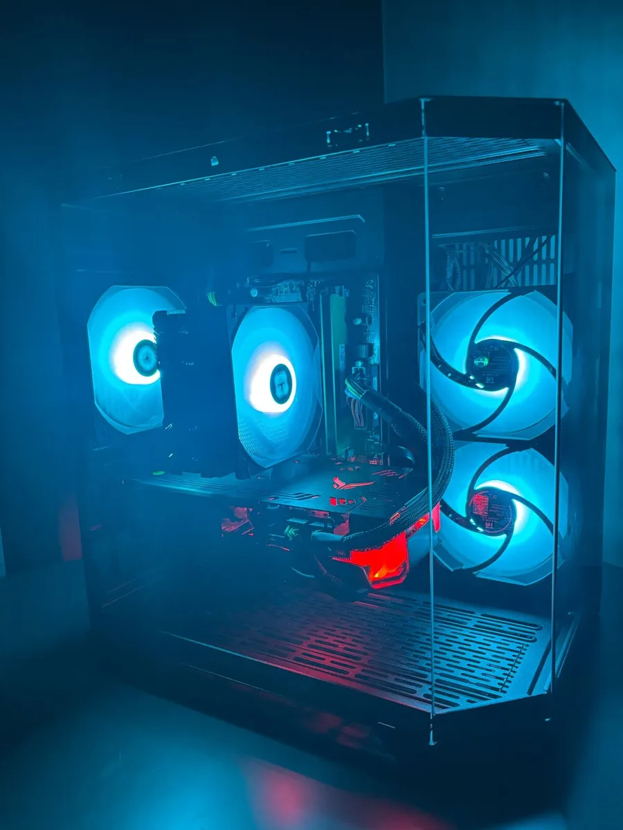 CUSTOM PC BUILDS - Image 3