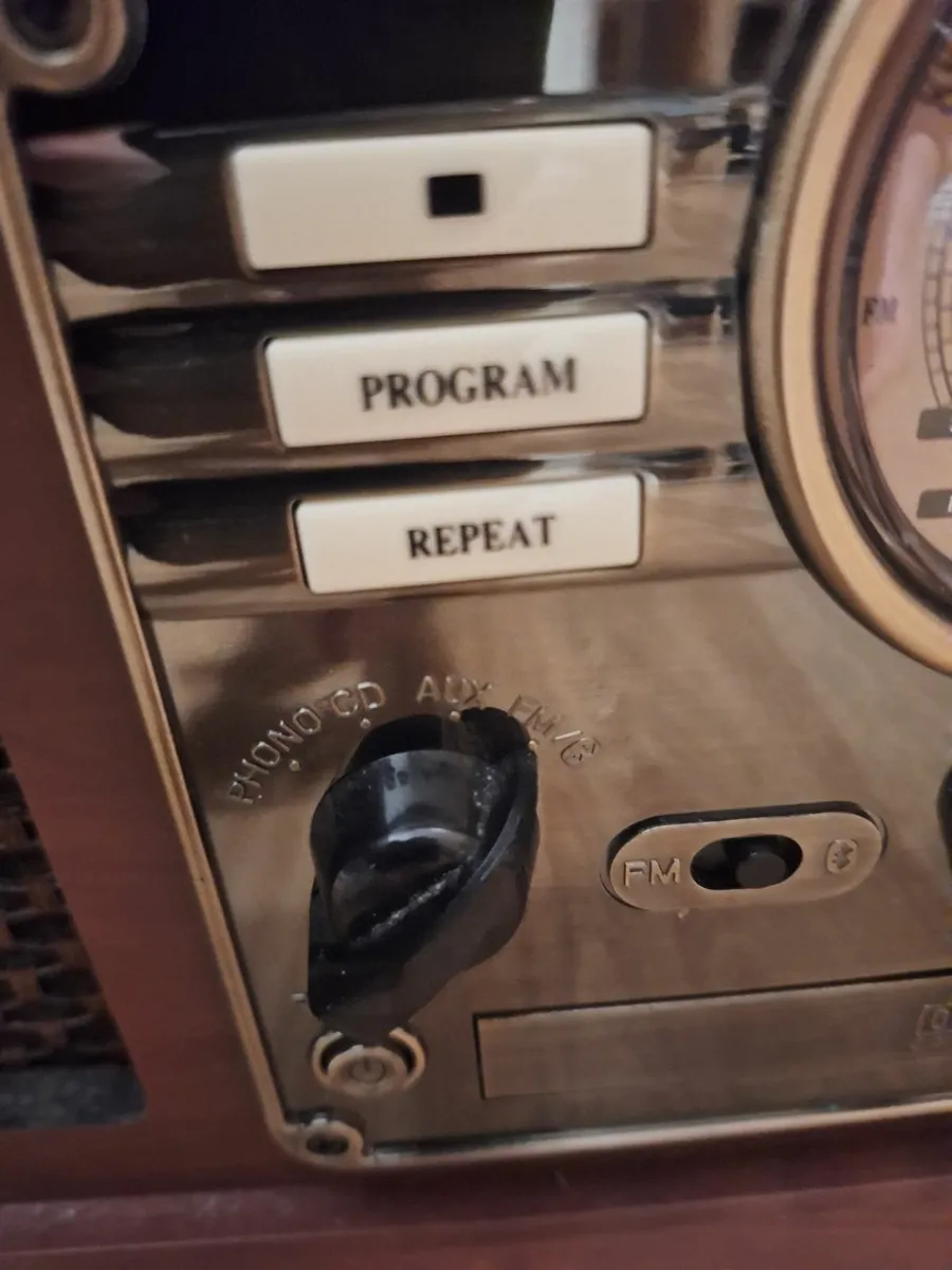 Victrola 6 in 1 Record Player - Image 2