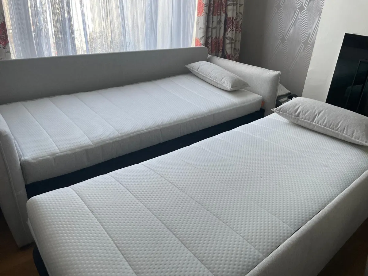 Emma sofa bed - Image 4