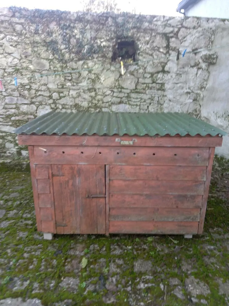 Dog house/ henhouse - Image 1