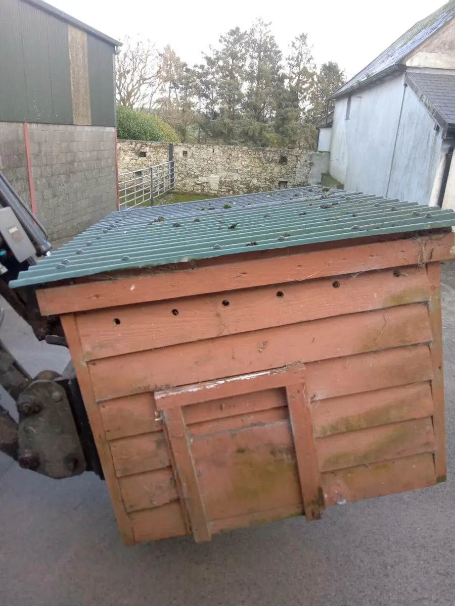 Dog house/ henhouse - Image 4