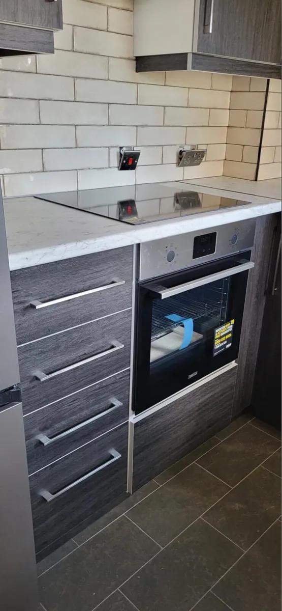 Kitchens, kitchen islands made to measurements - Image 2