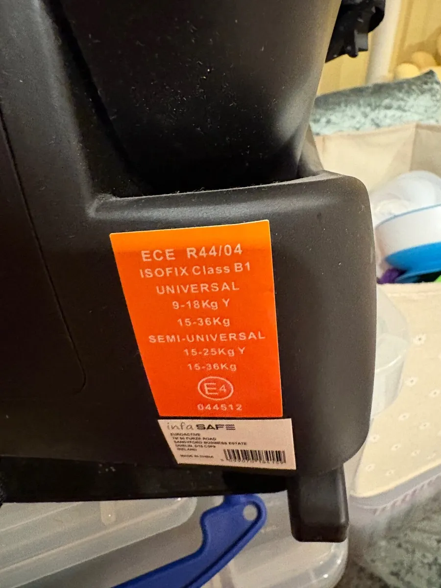 Baby car seat - Image 1