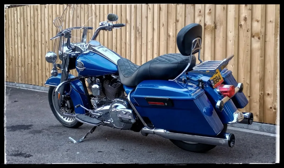 HARLEY DAVIDSON ROAD KING 2010 - Image 3