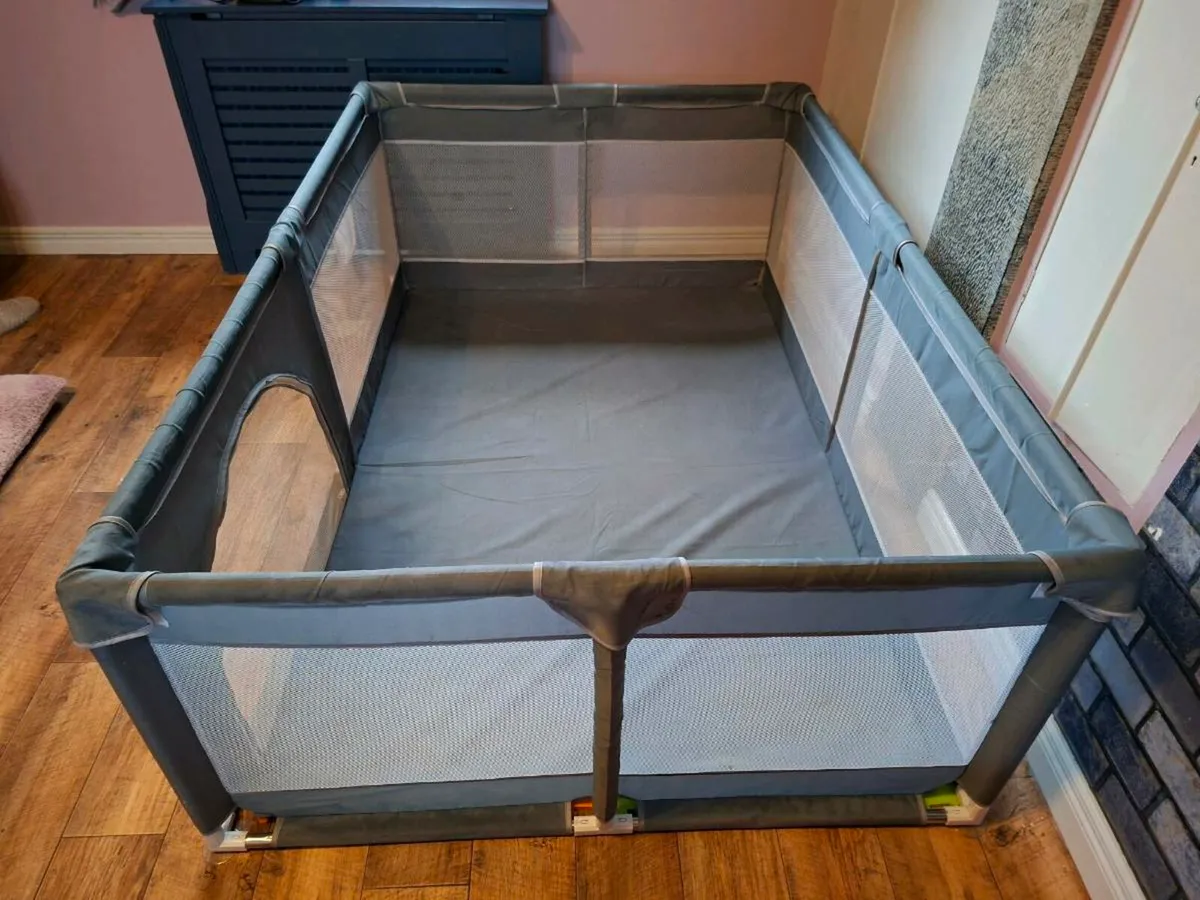 Baby play pin - Image 2