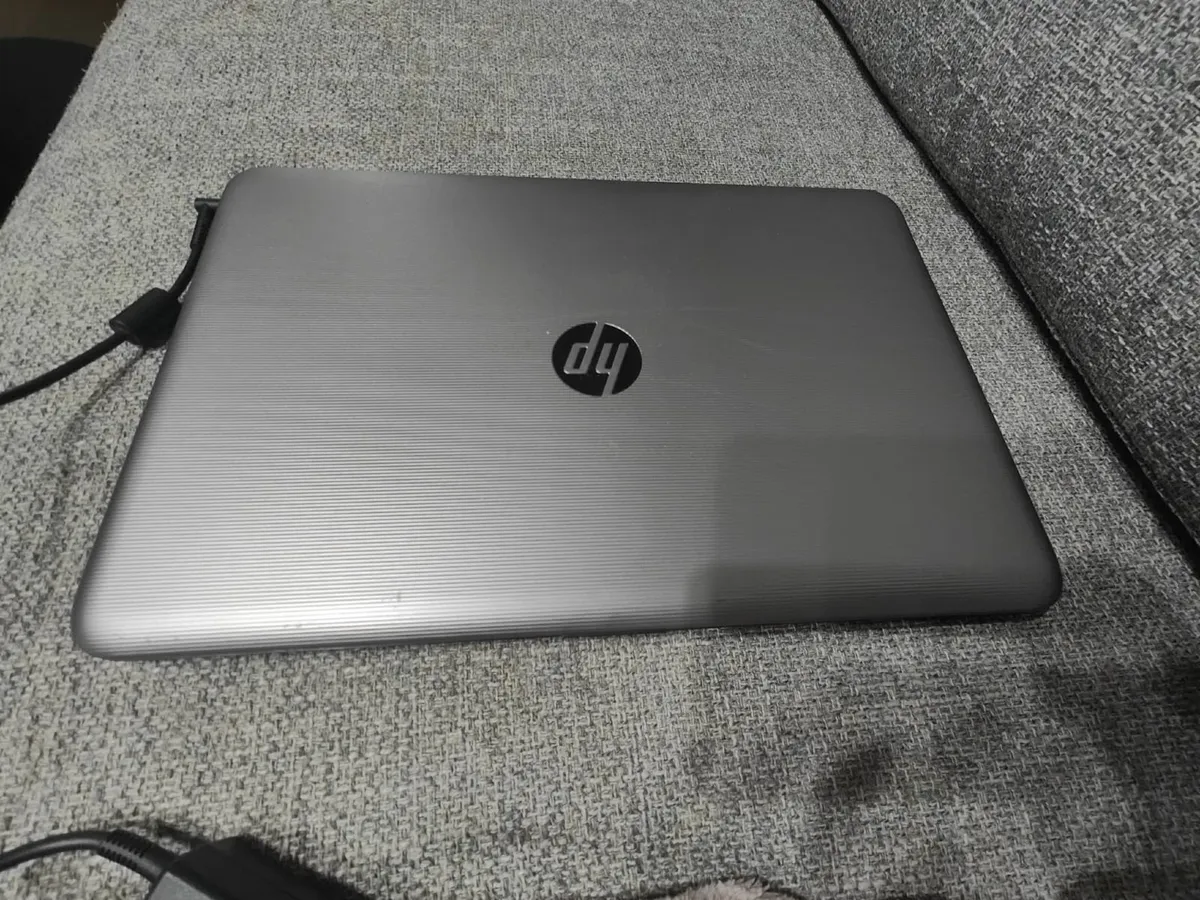 HP Pavilion Laptop - Image 2