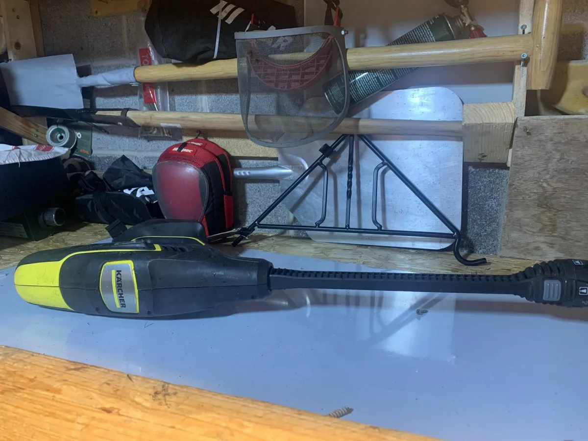 Kärcher KHB5 battery-operated handheld cleaner - Image 2