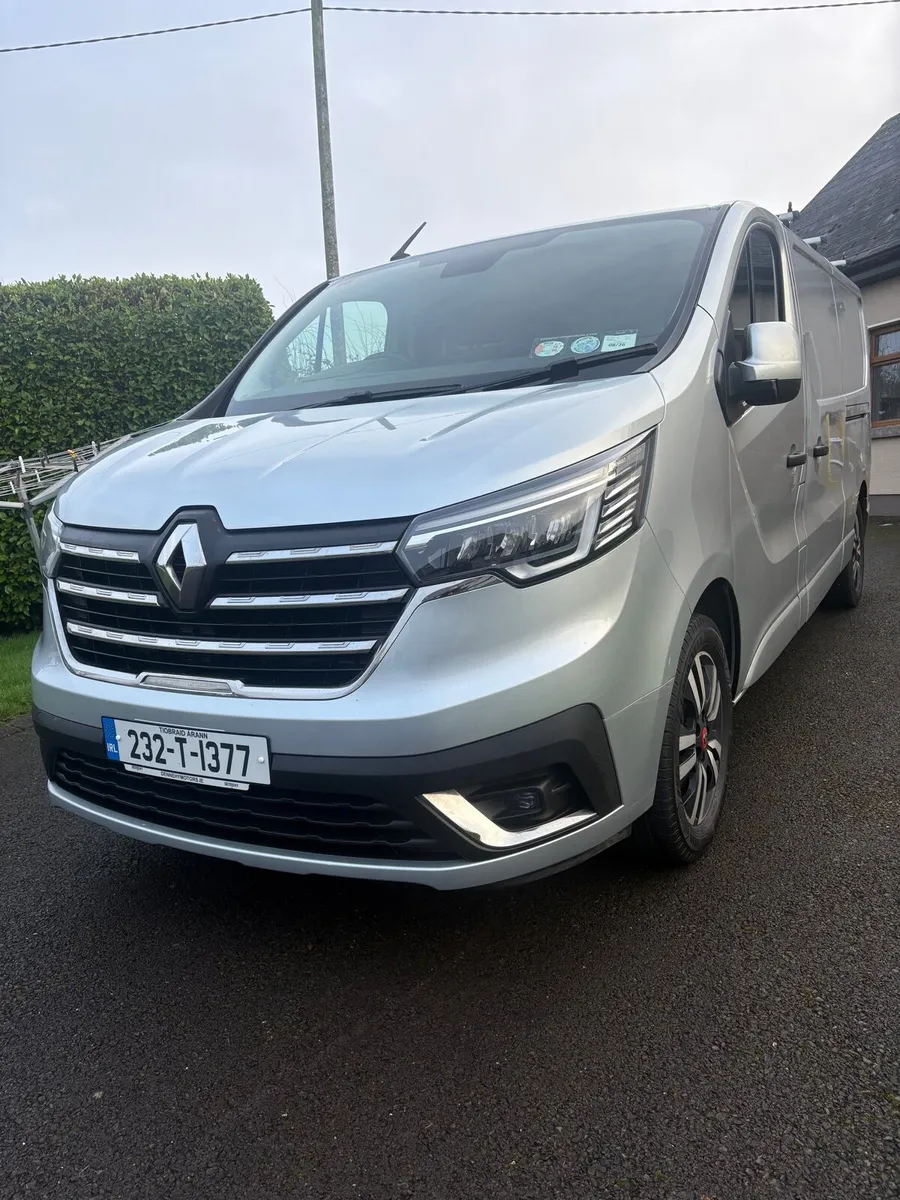 232 Renault Traffic Automatic 2.0L 170bhp - Image 1