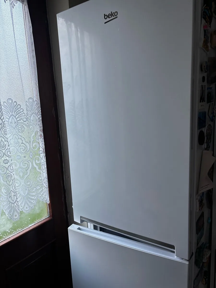 Beko Fridge + Freezer - Image 3