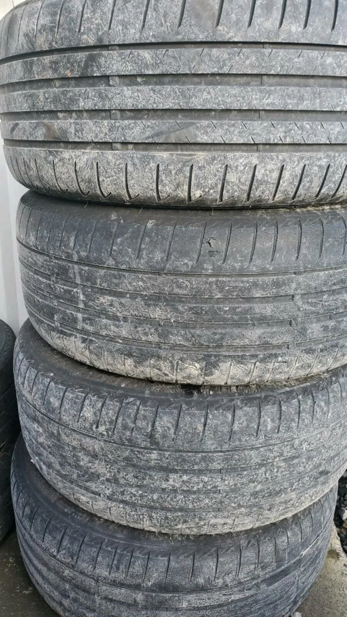 Alloy wheels and tyres - Image 4