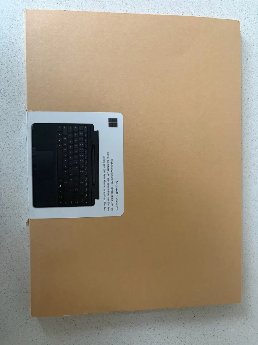 Microsoft Surface Pro13” Keyboard.Slim Pen - Black - Image 2