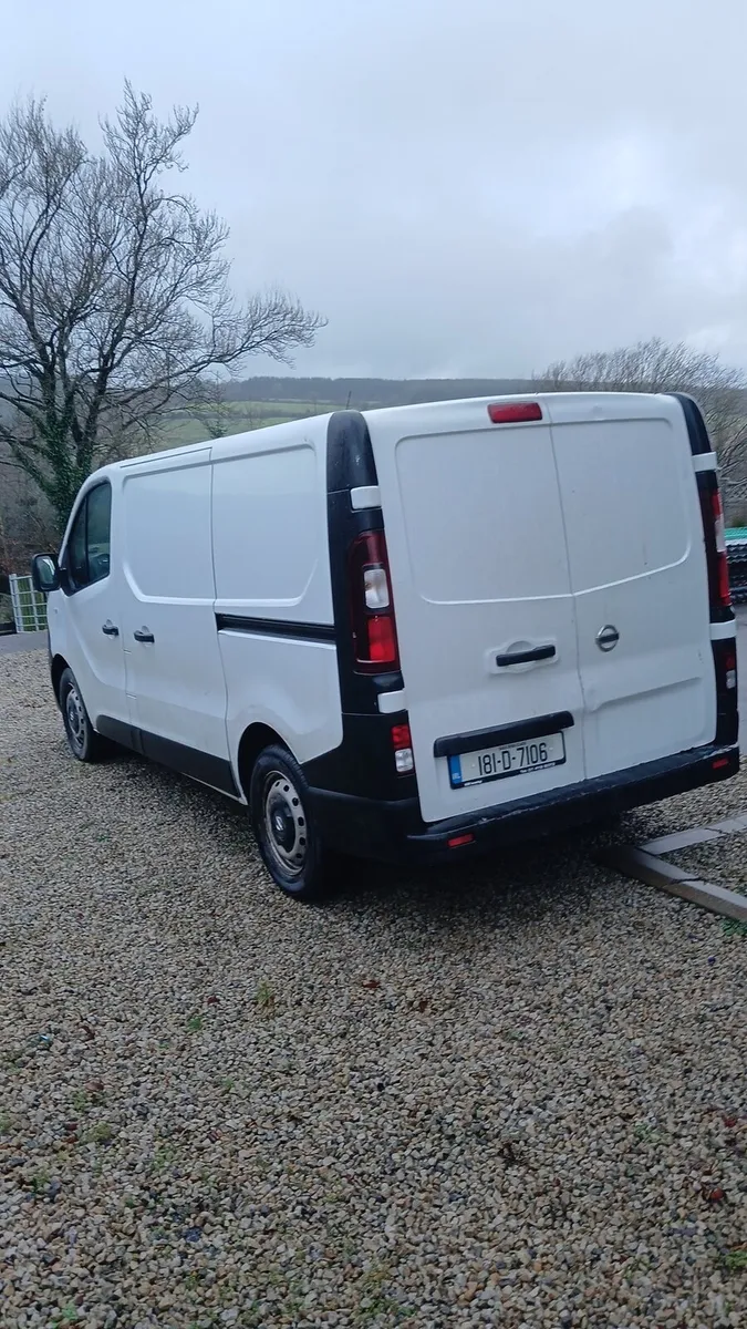 2018 Nissan Nv300 - Image 3