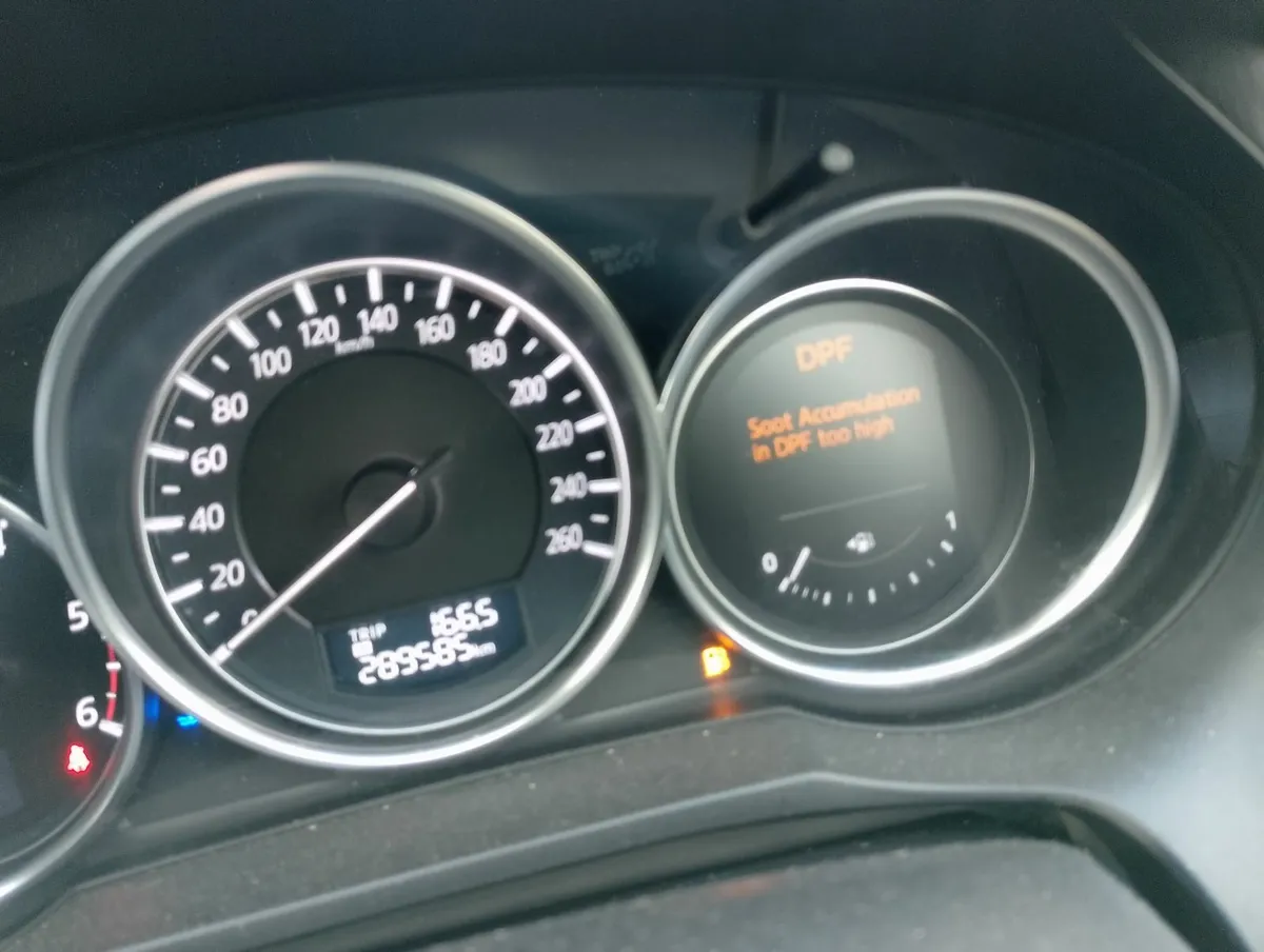 16y Mazda 6 2.2dsl - Image 2