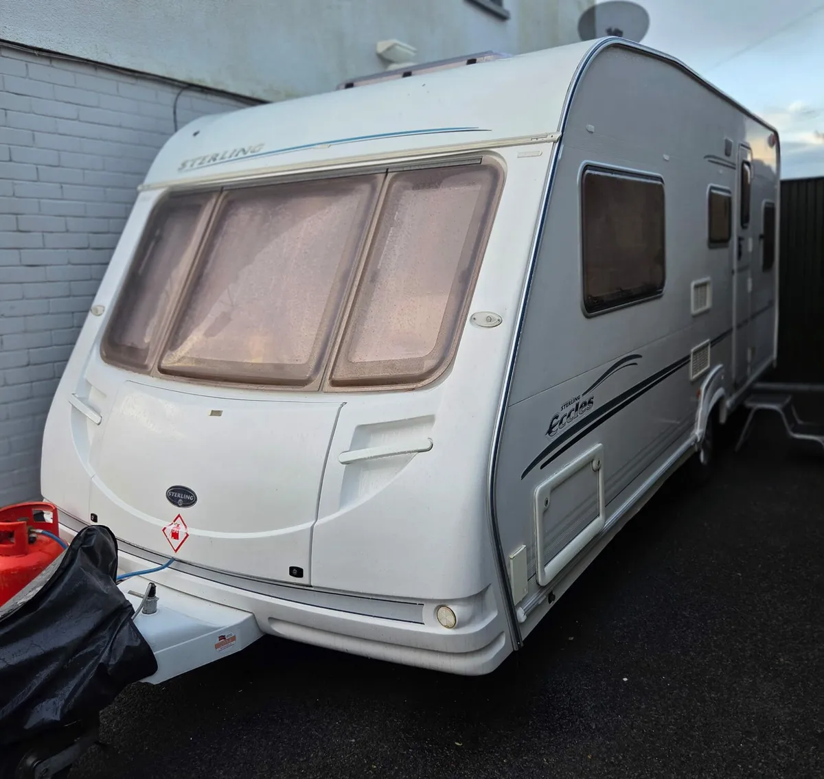 Sterling Eccles jewel Caravan - Image 1