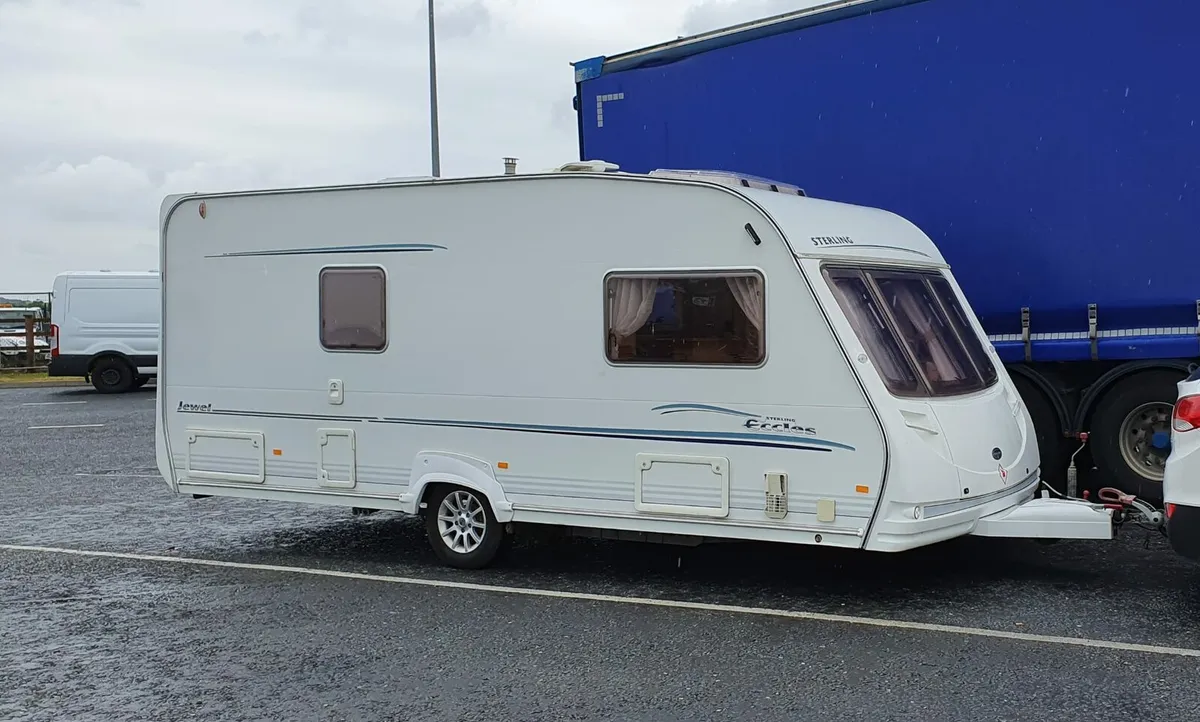 Sterling Eccles jewel Caravan - Image 4