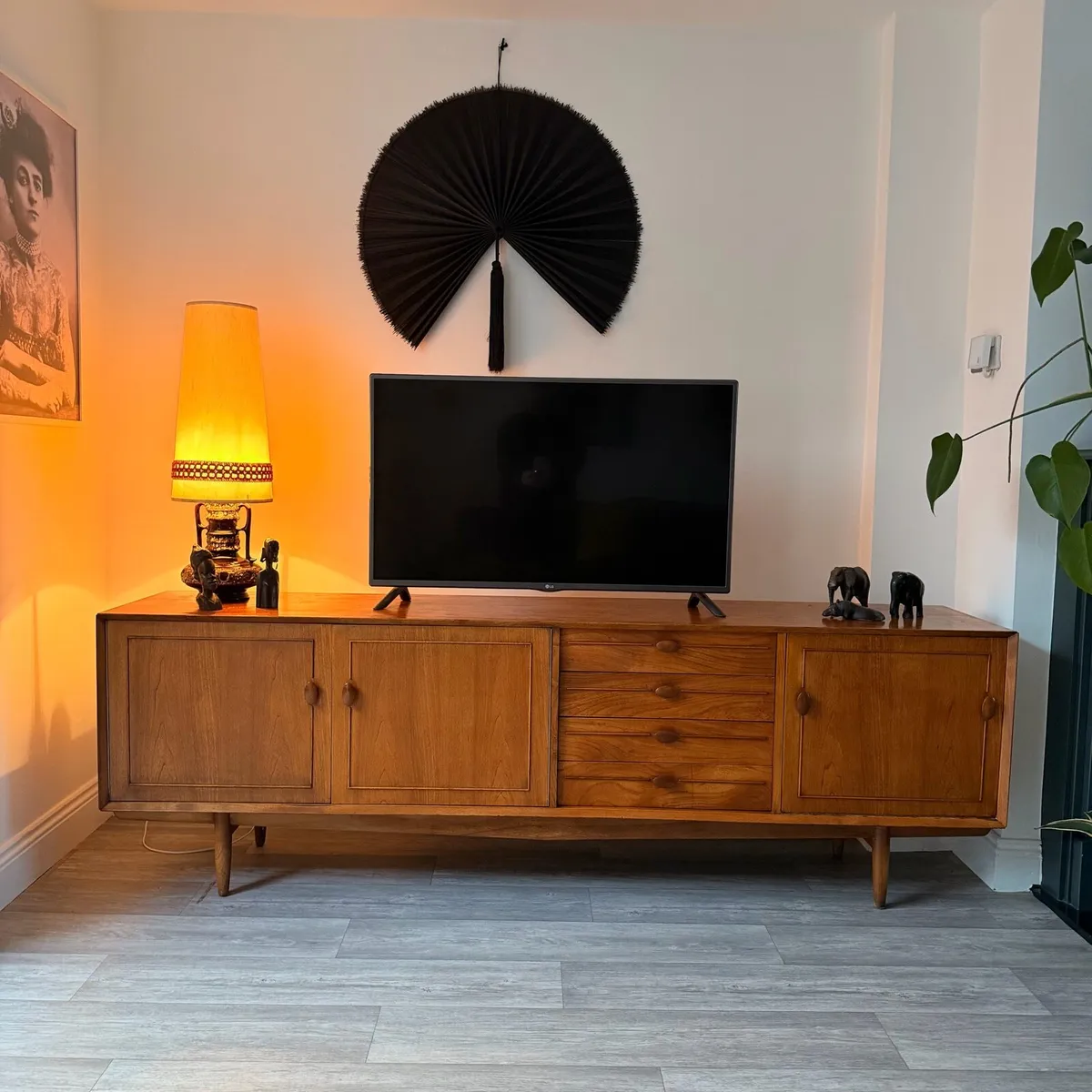 Large Mid Century Sideboard - Image 1