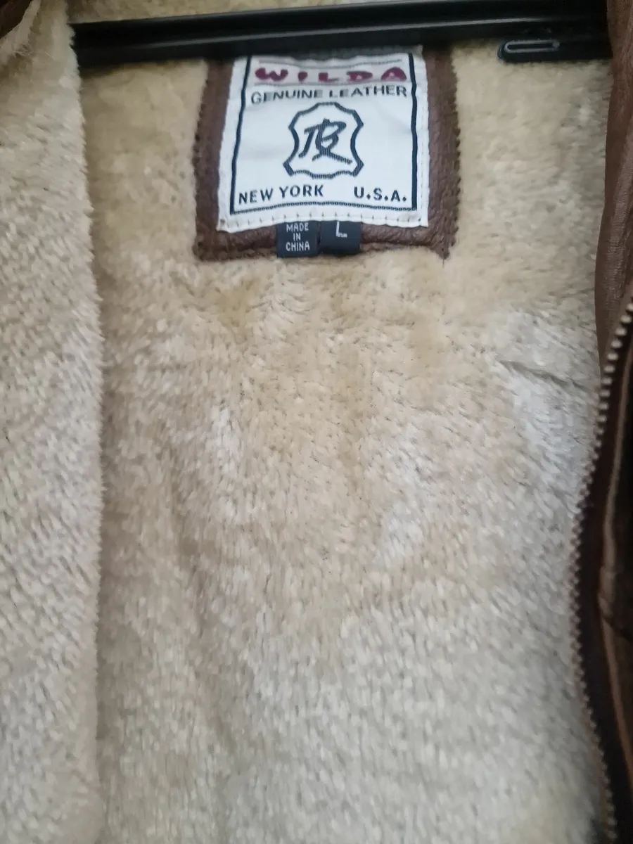 Mens  leather jacket. - Image 4