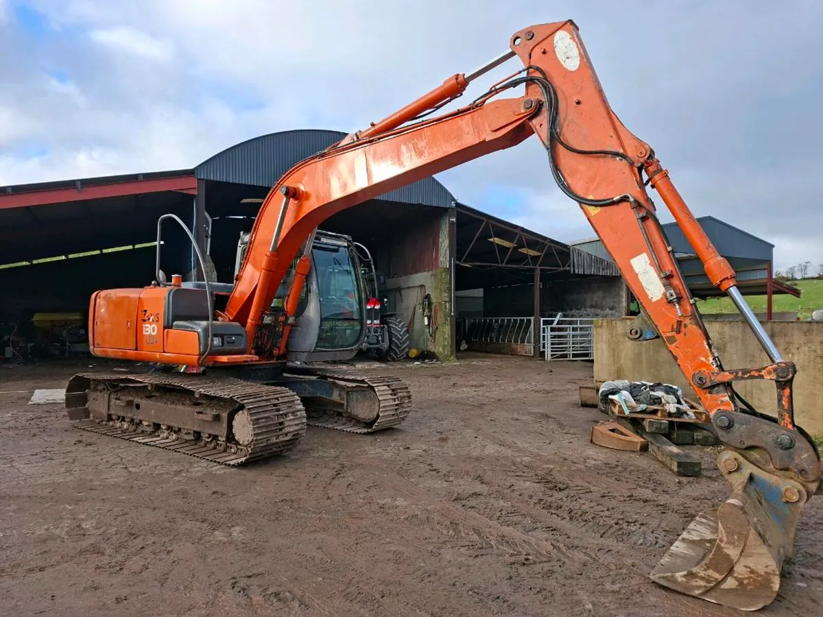 Hitachi 130 - 1 - Image 1
