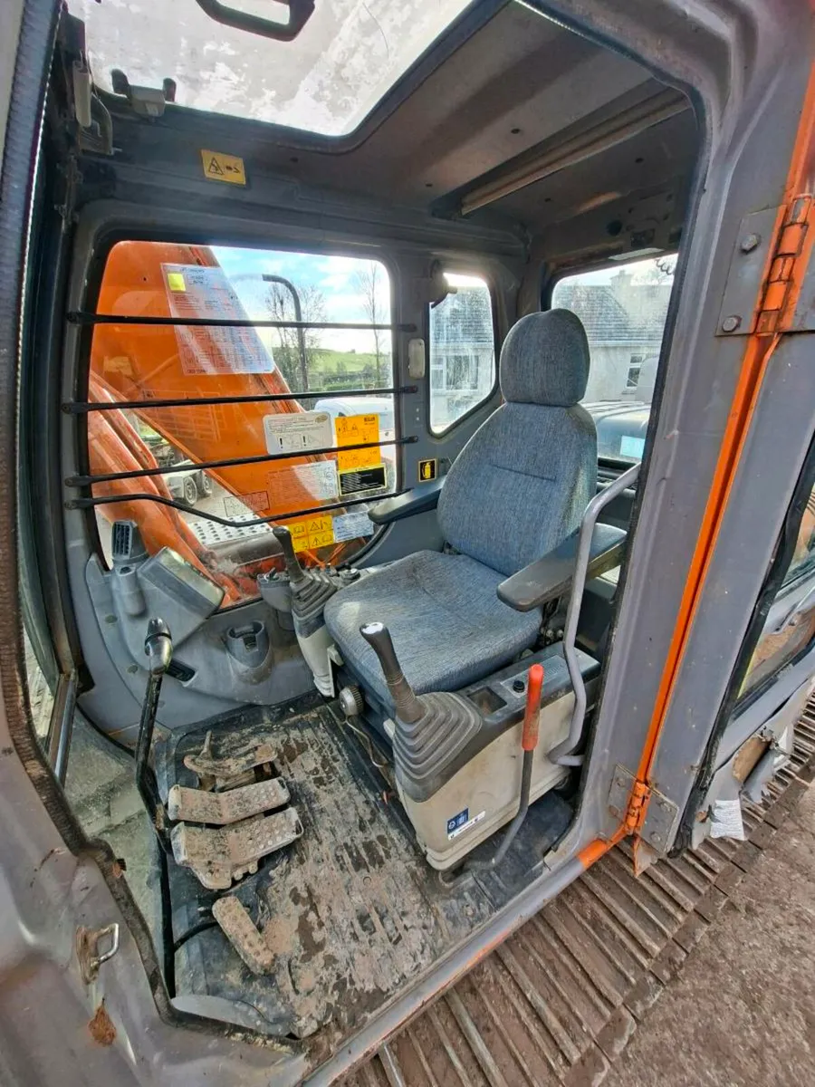 Hitachi 130 - 1 - Image 3