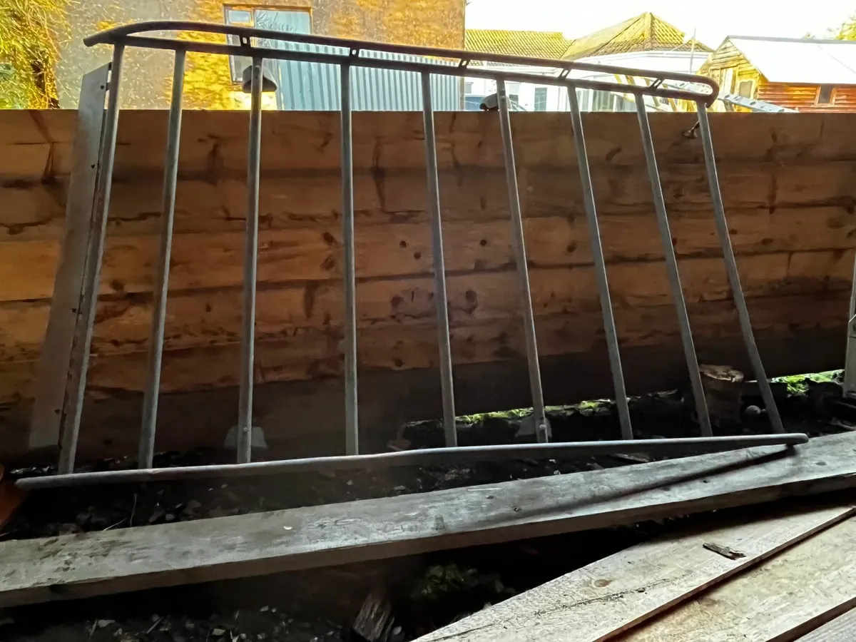 Roof rack for Ford Transit Connect - Image 1