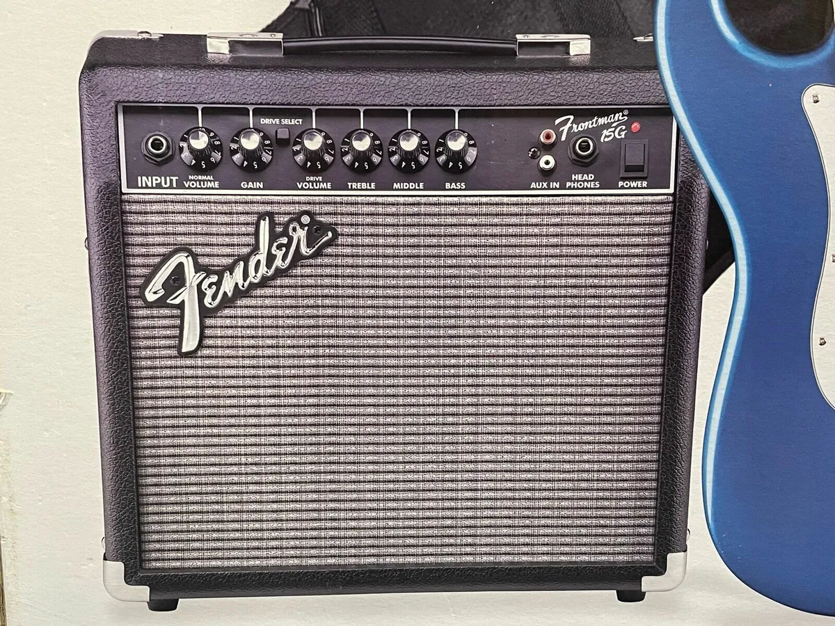 Squier Stratocaster Guitar Bundle - Image 3