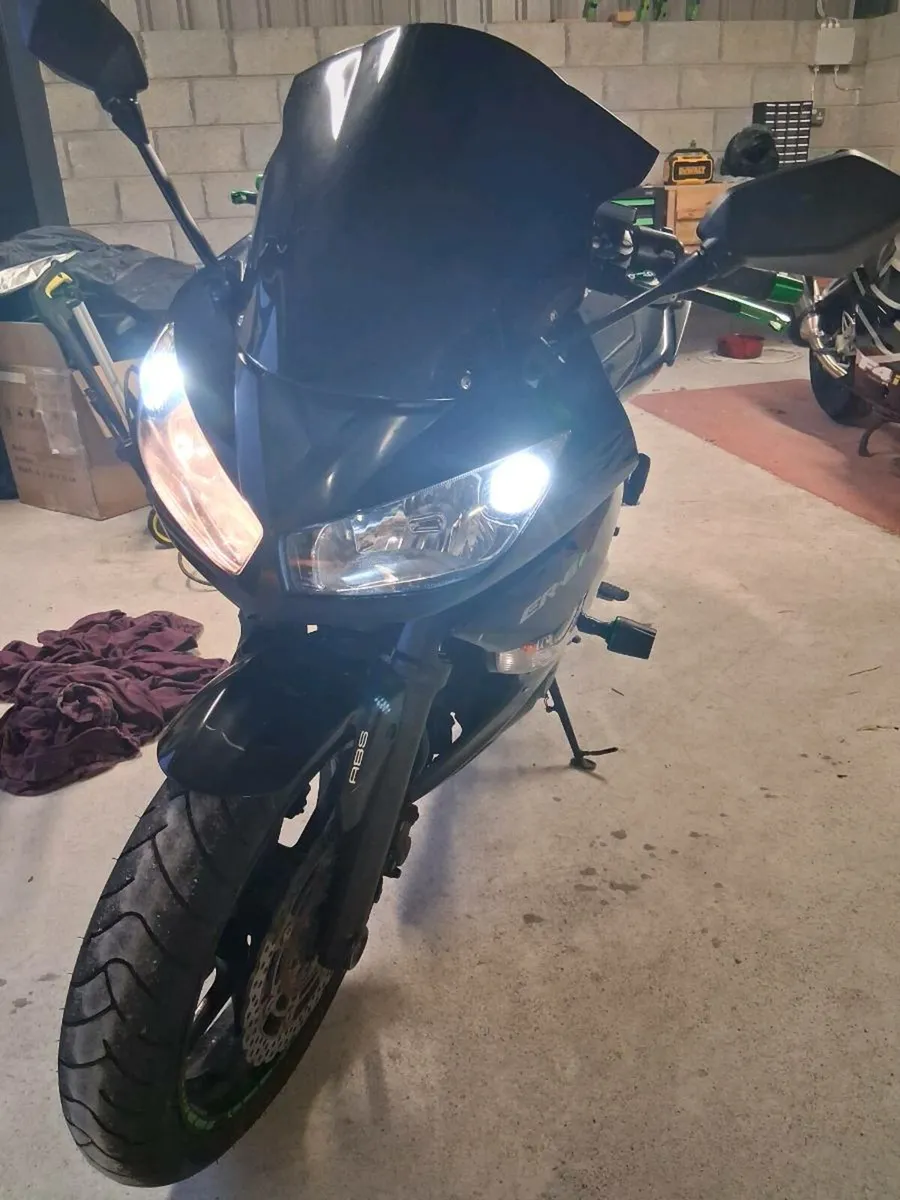 Kawasaki ER6F - Image 3