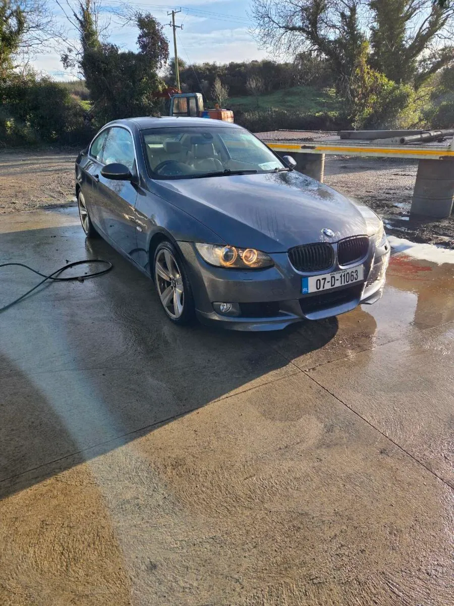 Bmw 325i coupe - Image 1