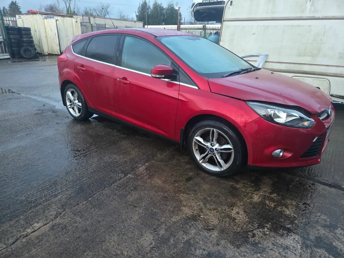 Ford Focus 2012 for breaking - Image 2