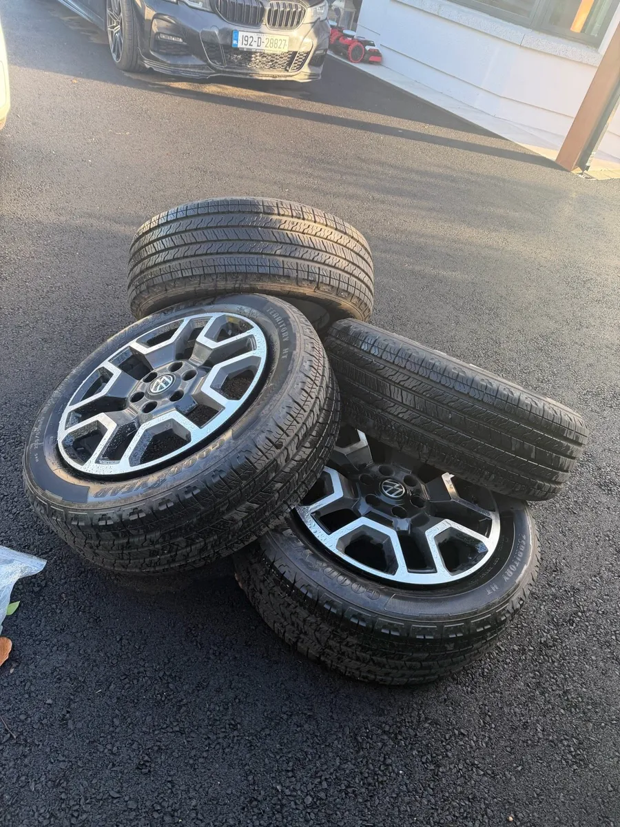 New amarok alloys wheels & tyres - Image 1