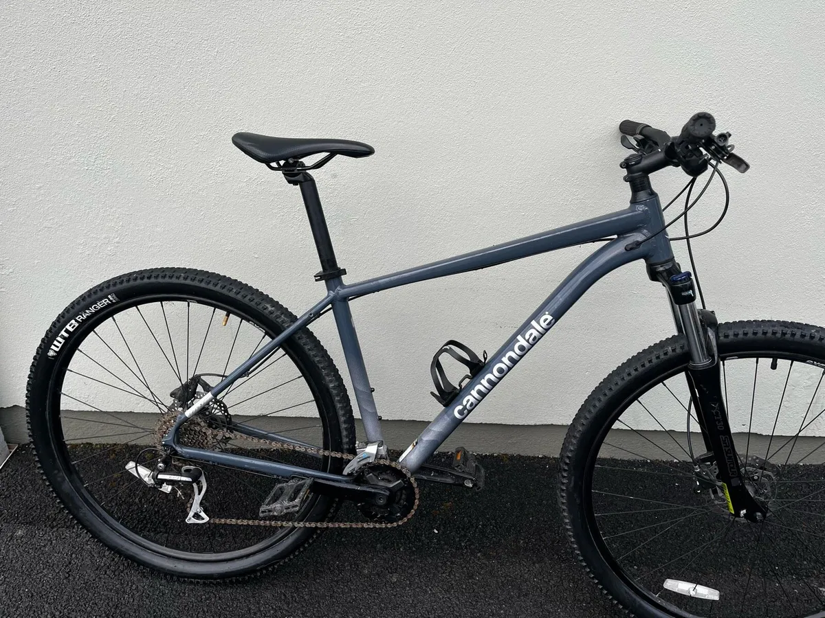 Cannondale Trail 6 Mountain Bike - Image 1