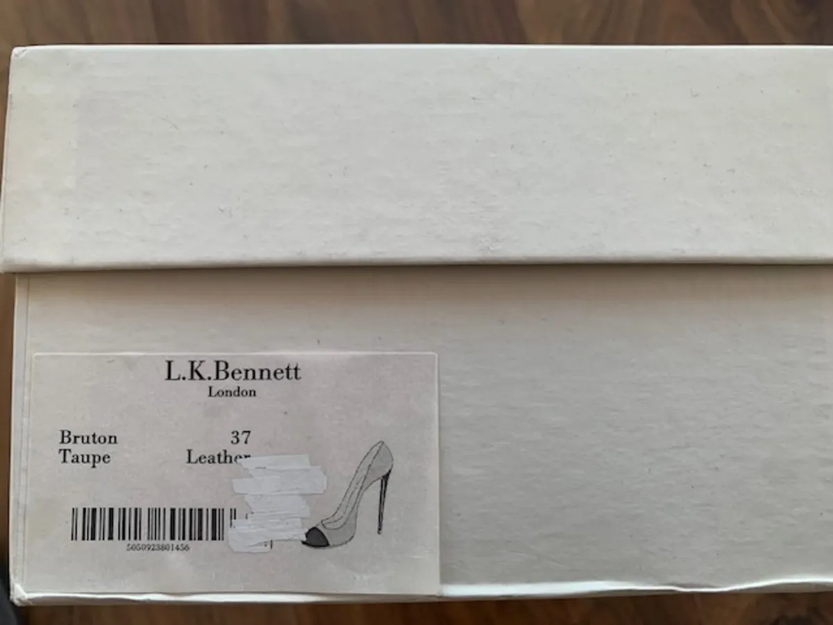 LK Bennett London - Court Shoes - Image 3