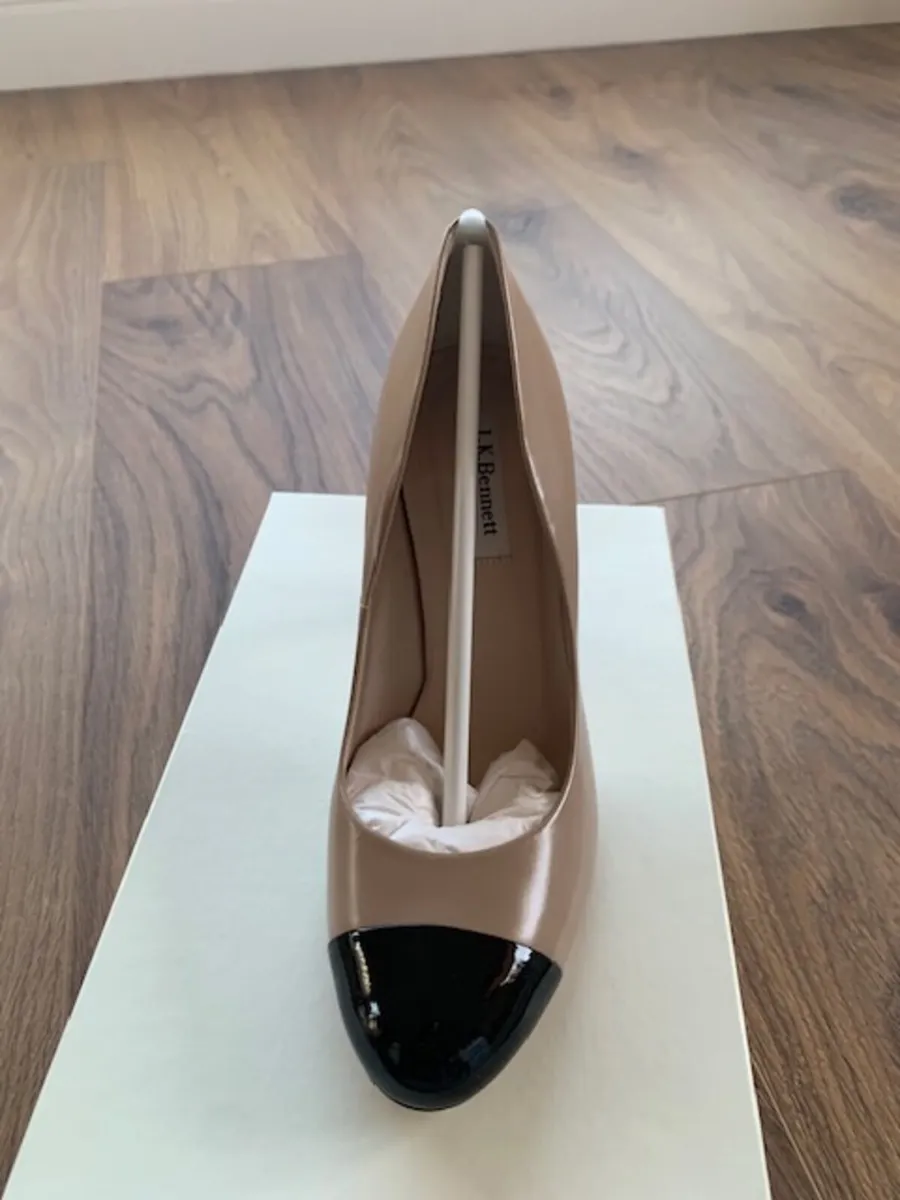 LK Bennett London - Court Shoes - Image 4