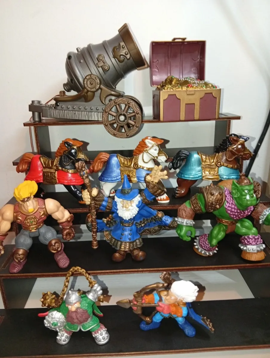 Vintage Keenway Figures Etc From Castle Adventures - Image 1