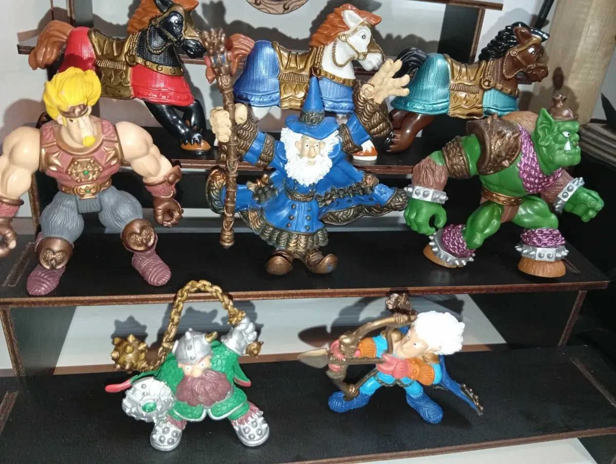 Vintage Keenway Figures Etc From Castle Adventures - Image 2