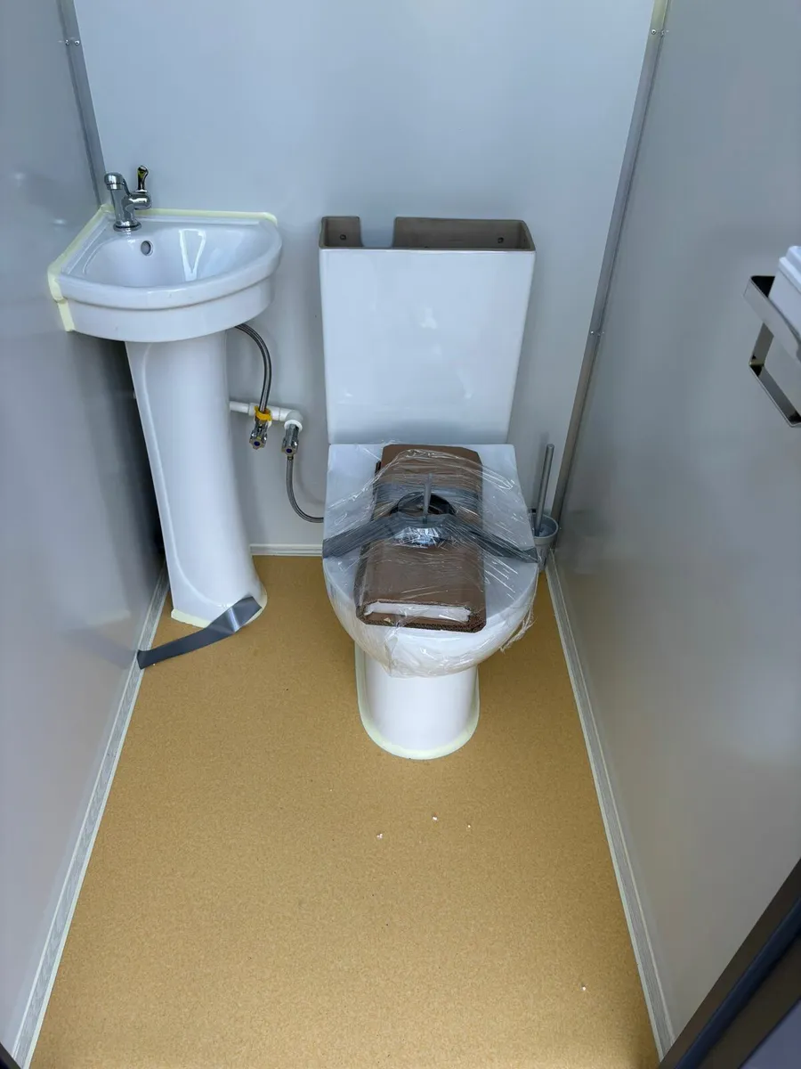 New Double Toilet blocks - Image 4