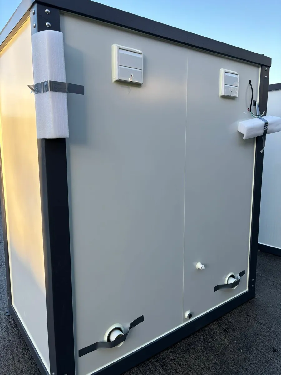 New Double Toilet Blocks - Image 4