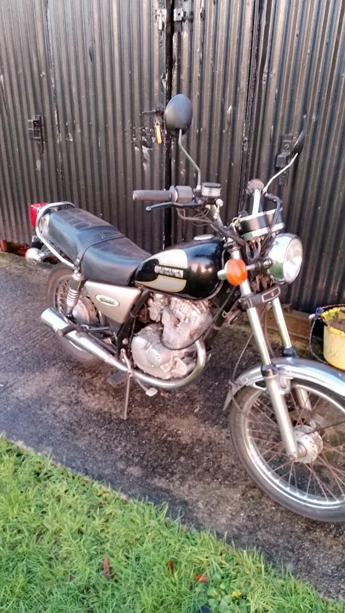 Suzuki GN 125 - Image 1