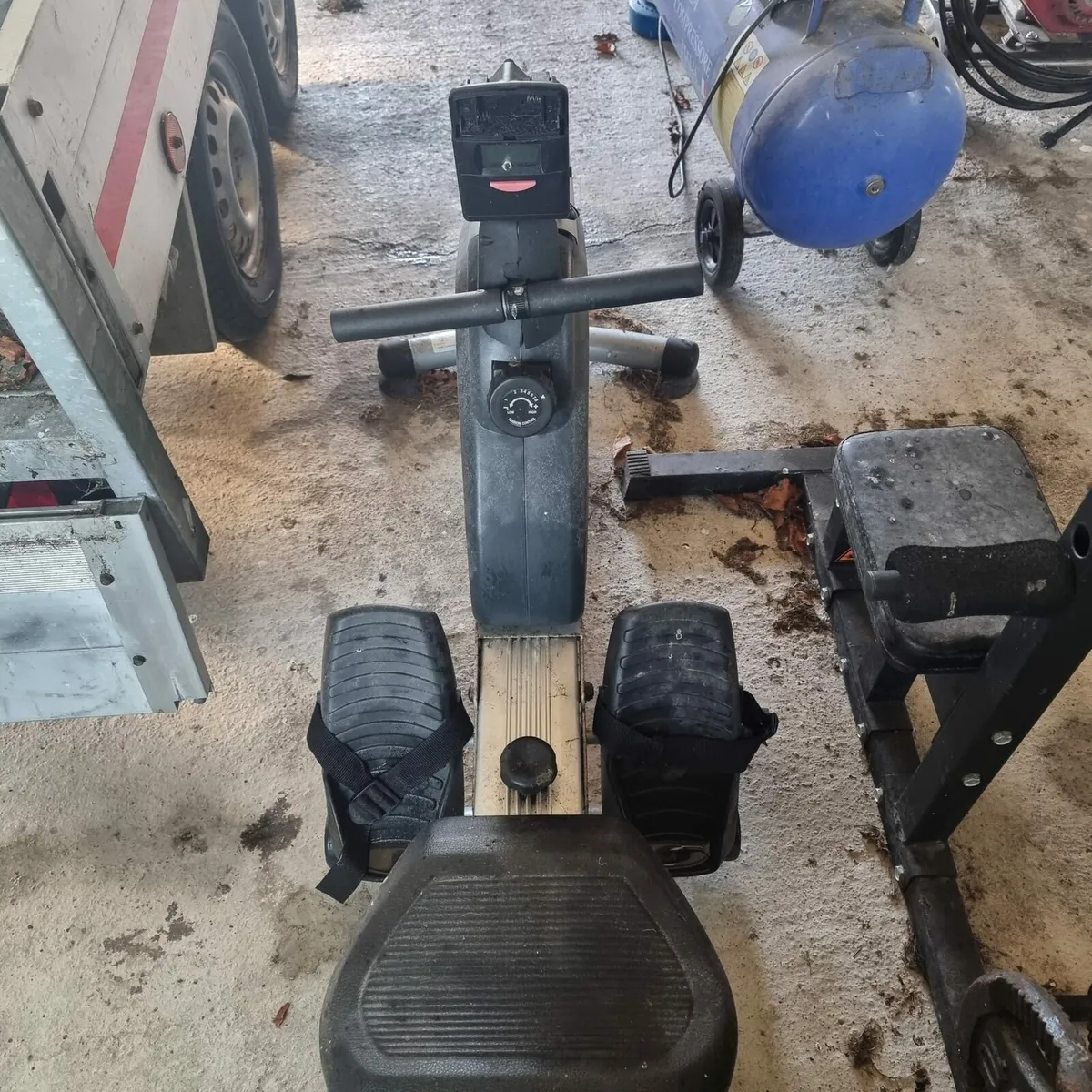 Rowing machine - Image 4