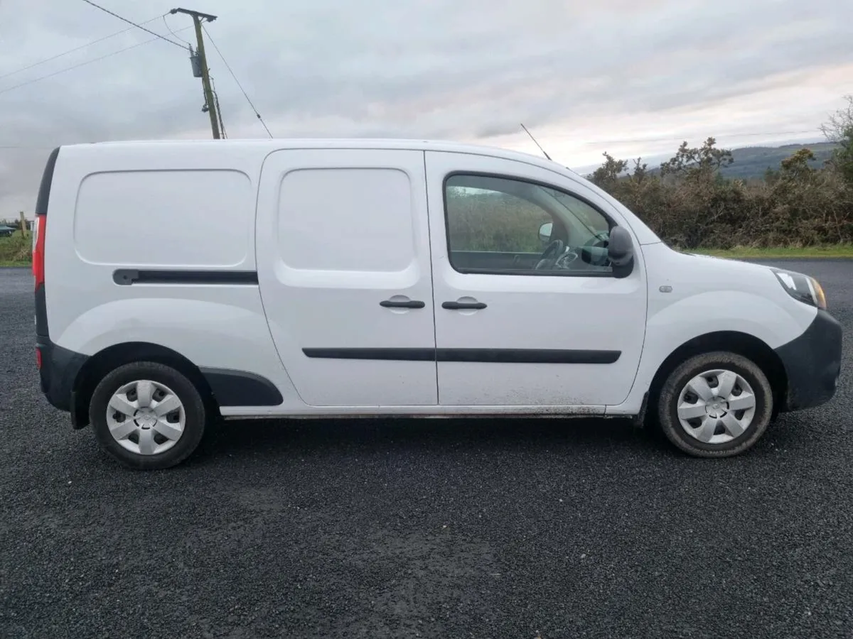 2020 Renault Kangoo EV 24k KM - Image 2