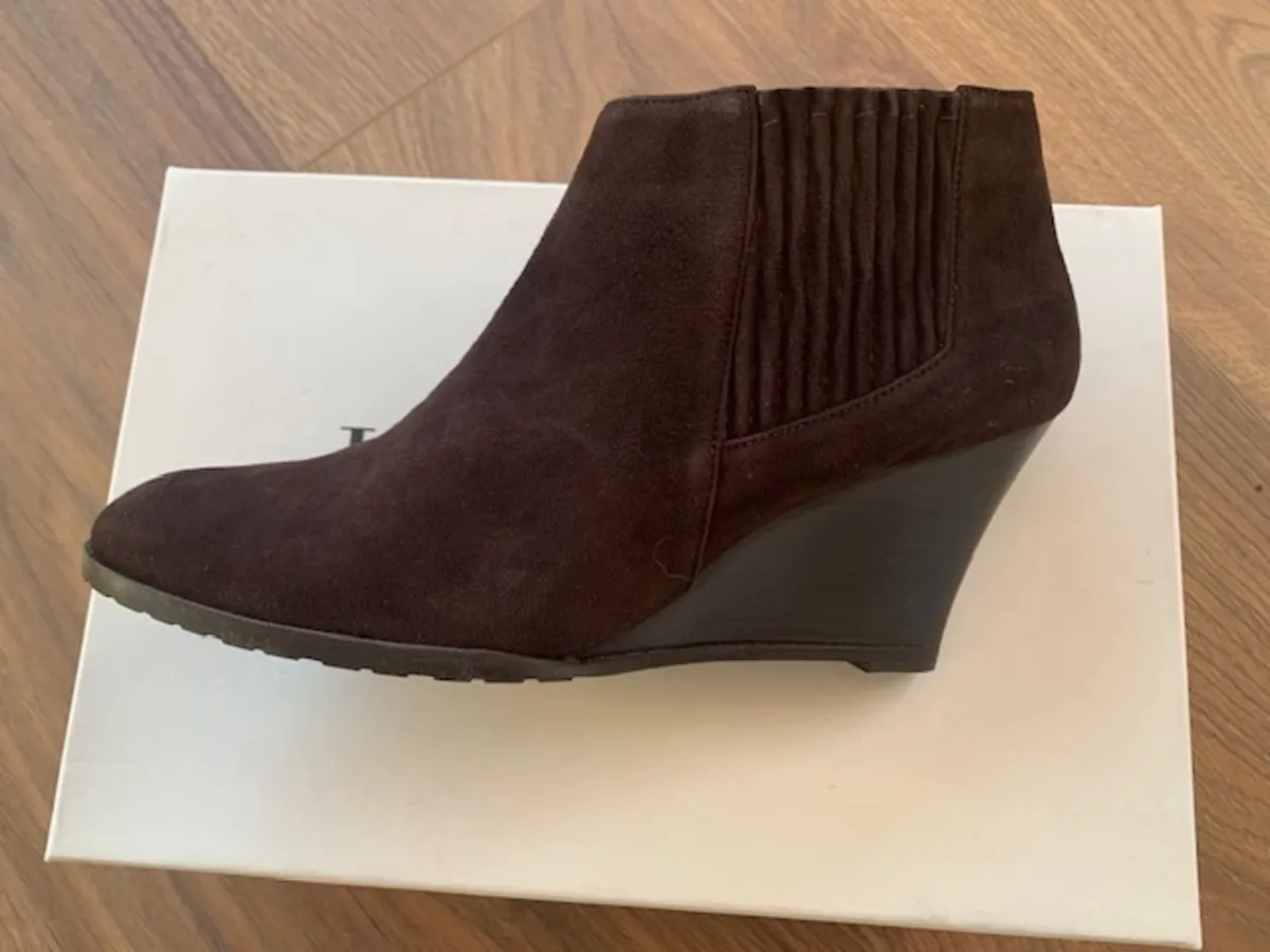 LK Bennett Wedge Choclate Suede - Image 1