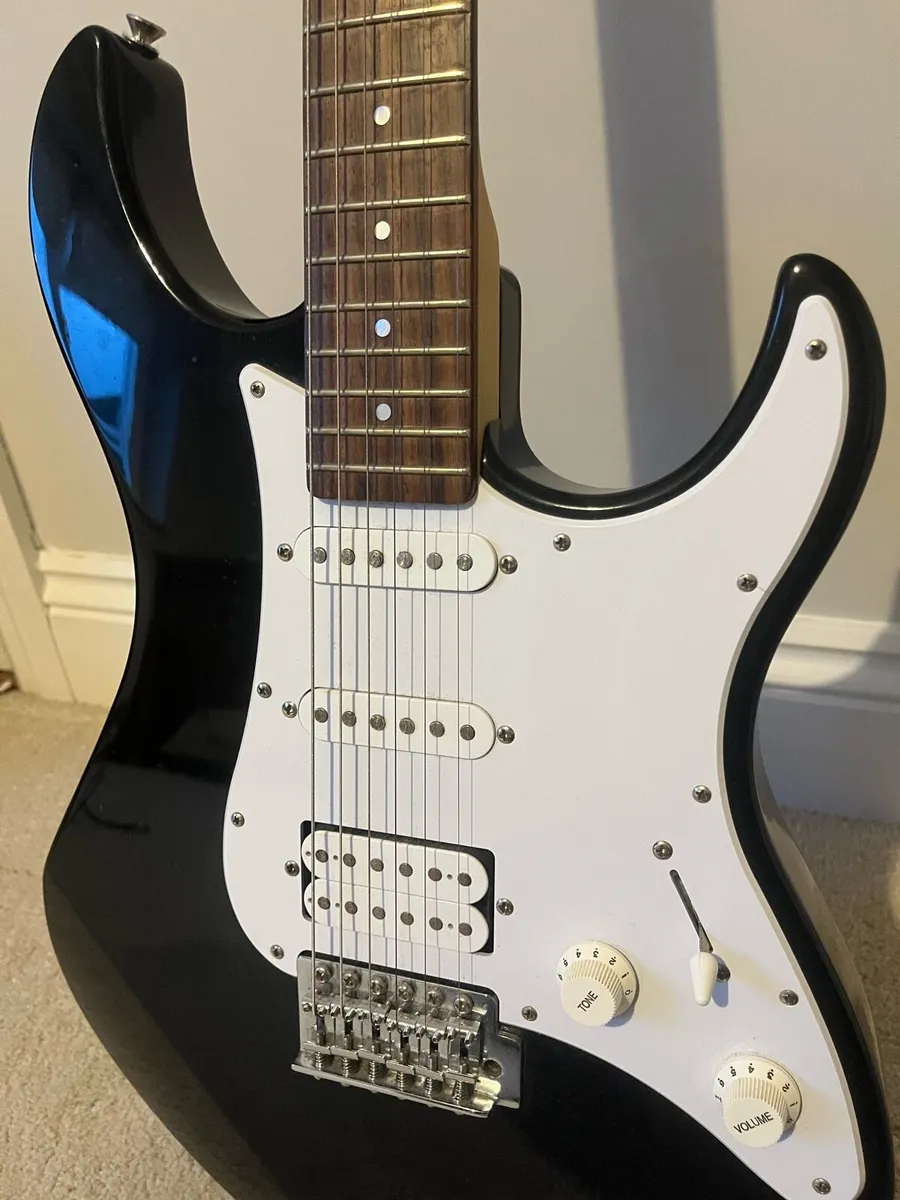 Electric Guitar - Yamah Pacifica - Image 4