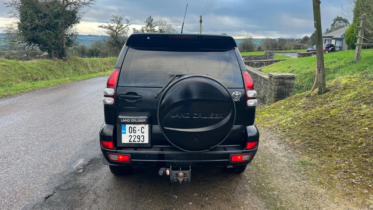 Toyota Landcruiser GX 3.0 D4D *DOE’D* - Image 4