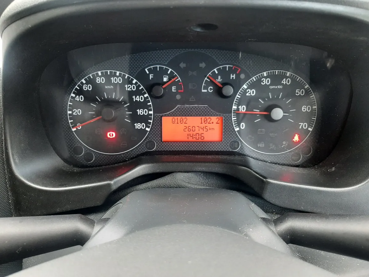 FIAT FIORINO 2011 DIESEL ,TRADE VAN TO CLEAR - Image 4