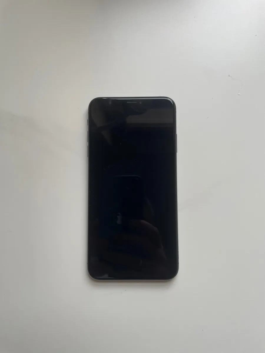 iPhone XS Max 64GB – Spares or Repair – Face ID no - Image 4