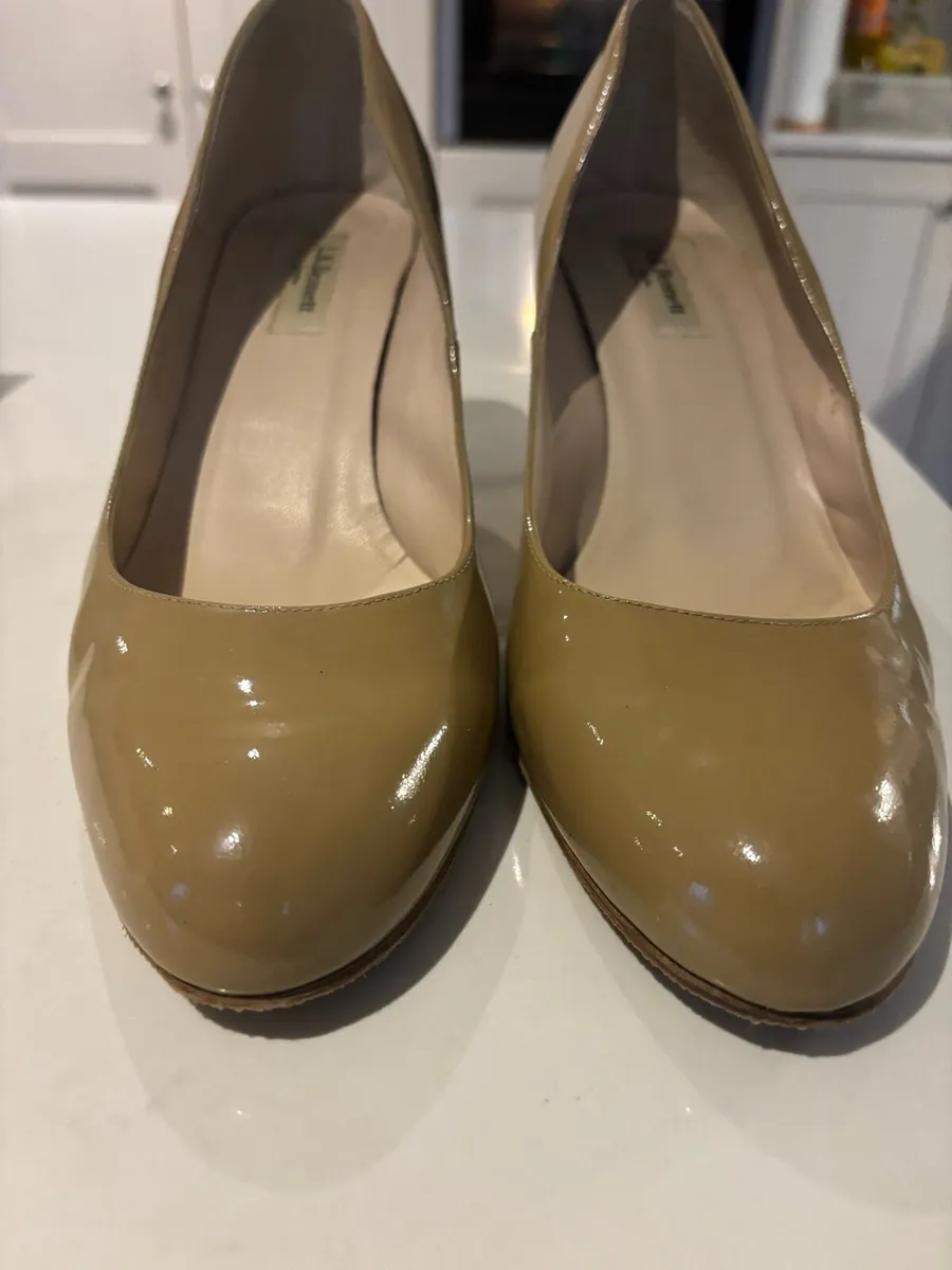 LK Bennett ladies nude court shoes UK8 EU42 - Image 4