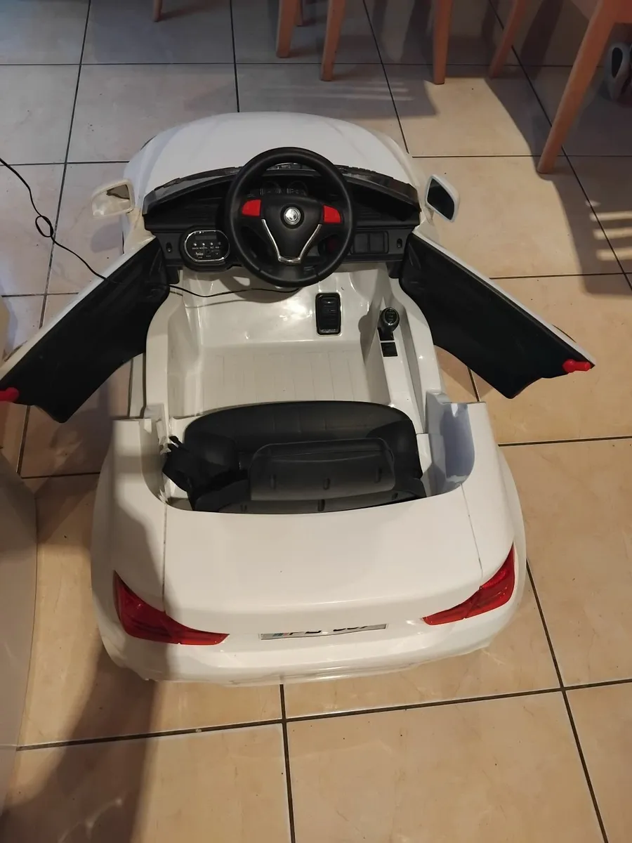 Kids Electric Car ride on - Image 2