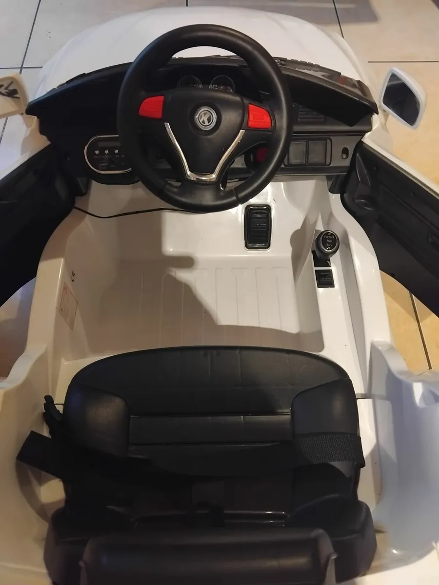 Kids Electric Car ride on - Image 3