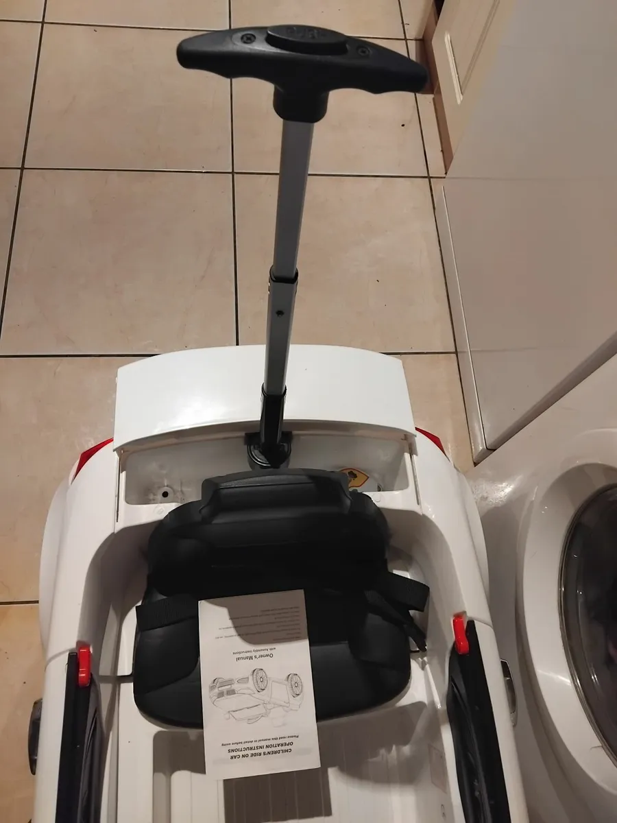 Kids Electric Car ride on - Image 4