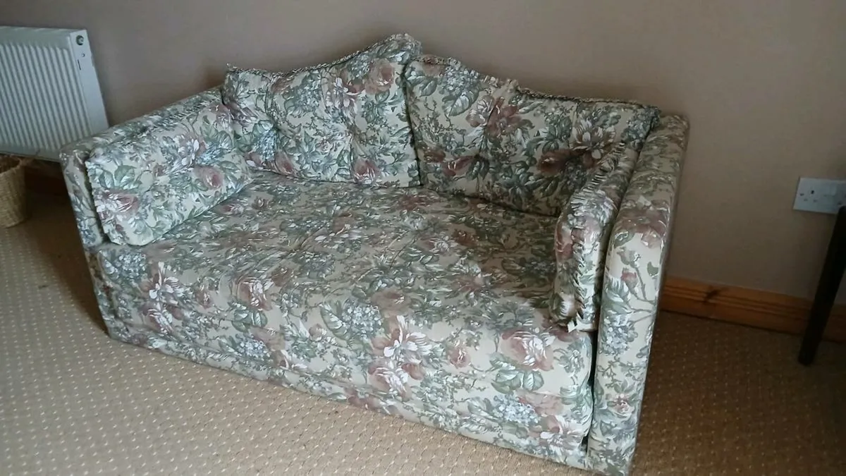 Sofa bed FREE - Image 1